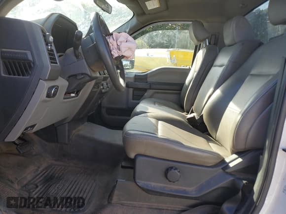 ✅ 2022 Ford F-350 XL • VIN: 1FTRF3BT3NEF13946 • Lot: 84213845. Wystawiony na Copart z przebiegiem Nie podano. Bezpłatny archiwum sprzedaży aukcyjnych z USA i szczegółowy raport historii pojazdu na DreamBid. Zdjęcie 7.