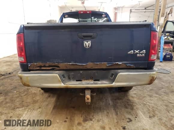 2006 Dodge 1500 SLT z VIN 1D7HU16226J109185, wystawiony jako Copart lot #43872605 z przebiegiem 206 422 mil mil oraz Czysty tytuł • Clean title. Historia ofert i sprzedaży dostępna na DreamBid. Obrazek 6.