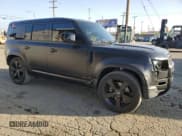 ✅ 2024 Land Rover Defender V8 • VIN: SALEBEEE1R2347848 • Lot: 90099055. Wystawiony na Copart z przebiegiem 8 020 mil. Bezpłatny archiwum sprzedaży aukcyjnych z USA i szczegółowy raport historii pojazdu na DreamBid. Zdjęcie 4.