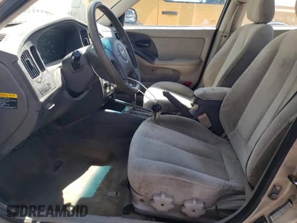 2005 Hyundai Elantra GLS z VIN KMHDN46D35U149616, wystawiony jako Copart lot #81009975 z przebiegiem 233 904 mil mil oraz Szkoda całkowita • Salvage title. Historia ofert i sprzedaży dostępna na DreamBid. Obrazek 7.