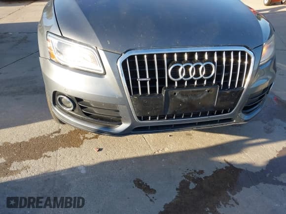 ✅ 2016 Audi Q5 Premium Plus • VIN: WA1L2AFP4GA129102 • Lot: 43687376. Wystawiony na IAAI z przebiegiem 177 736 mil. Bezpłatny archiwum sprzedaży aukcyjnych z USA i szczegółowy raport historii pojazdu na DreamBid. Zdjęcie 6.