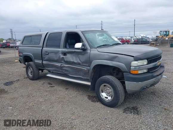✅ 2002 Chevrolet Silverado 2500HD LS • VIN: 1GCHK23U92F221216 • Лот: 42128319. Опубликован ранее на IAAI с пробегом 183 856 миль. Бесплатный доступ к архиву аукционных продаж из США и подробный отчёт об истории автомобиля на DreamBid. Изображение 1.