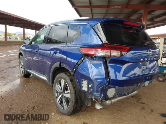 ✅ 2022 Nissan Rogue SL • VIN: 5N1BT3CA6NC701262 • Lot: 41698374. Wystawiony na IAAI z przebiegiem 37 075 mil. Bezpłatny archiwum sprzedaży aukcyjnych z USA i szczegółowy raport historii pojazdu na DreamBid. Zdjęcie 3.