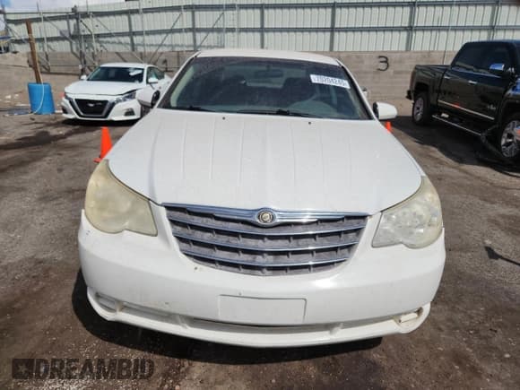 ✅ 2007 Chrysler Sebring • VIN: 1C3LC46K47N552414 • Lot: 70204245. Listed on Copart with 166,631 mi. Free auction sales archive from the USA and detailed vehicle history report at DreamBid. Image 5.