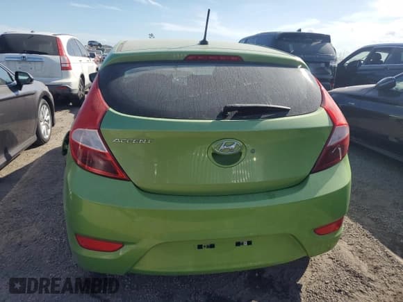 ✅ 2013 Hyundai Accent GS • VIN: KMHCT5AE3DU135334 • Лот: 75125894. Опубликован ранее на Copart с пробегом Не указан. Бесплатный доступ к архиву аукционных продаж из США и подробный отчёт об истории автомобиля на DreamBid. Изображение 6.