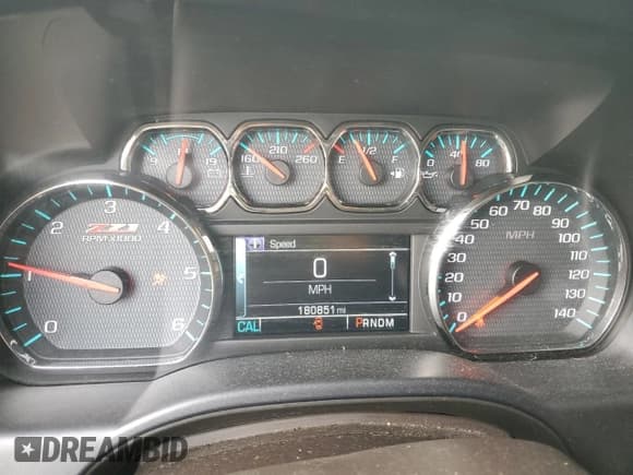 ✅ 2015 Chevrolet Silverado 1500 LTZ • VIN: 3GCPCSEC5FG139940 • Лот: 50695995. Опубликован ранее на Copart с пробегом 180 851 миль. Бесплатный доступ к архиву аукционных продаж из США и подробный отчёт об истории автомобиля на DreamBid. Изображение 9.