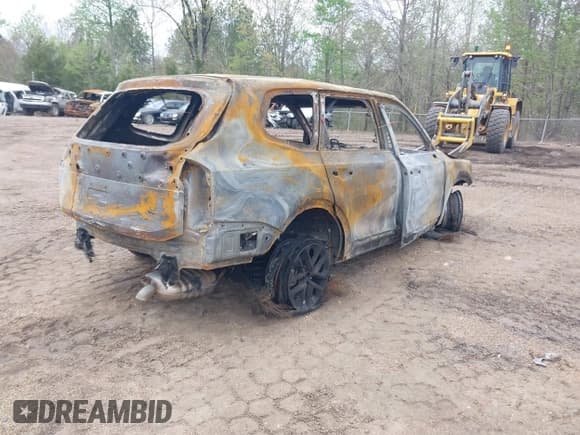 ✅ 2024 Kia Telluride LX • VIN: 5XYP24GC9RG459292 • Lot: 41946400. Wystawiony na IAAI z przebiegiem Nie podano. Bezpłatny archiwum sprzedaży aukcyjnych z USA i szczegółowy raport historii pojazdu na DreamBid. Zdjęcie 4.