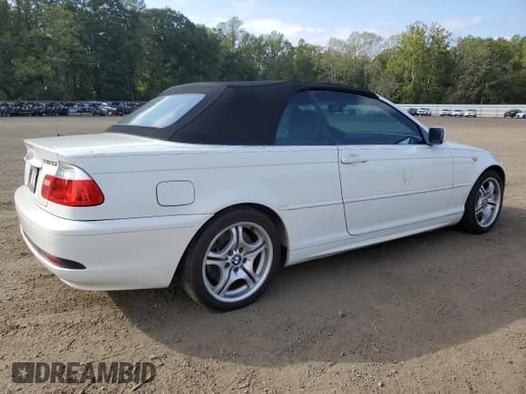 ✅ 2004 BMW 3 Series 330Ci • VIN: WBABW53474PL48035 • Lot: 81261645. Wystawiony na Copart z przebiegiem 143 438 mil. Bezpłatny archiwum sprzedaży aukcyjnych z USA i szczegółowy raport historii pojazdu na DreamBid. Zdjęcie 3.