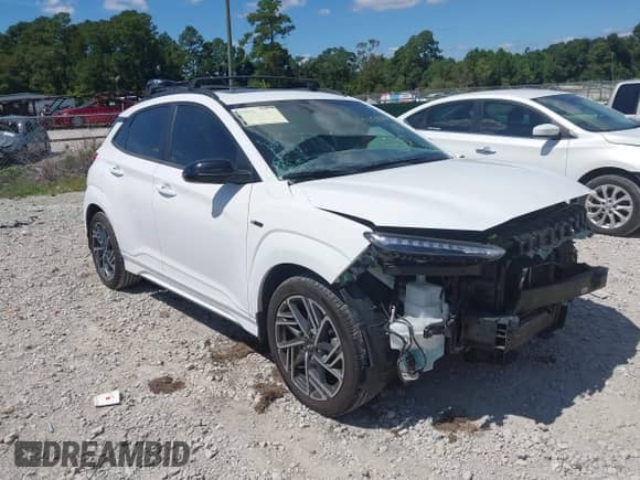 2023 Hyundai Kona N Line z VIN KM8K33A38PU930608, wystawiony jako IAAI lot #43153546 z przebiegiem 57 971 mil mil oraz . Historia ofert i sprzedaży dostępna na DreamBid. Obrazek 1.