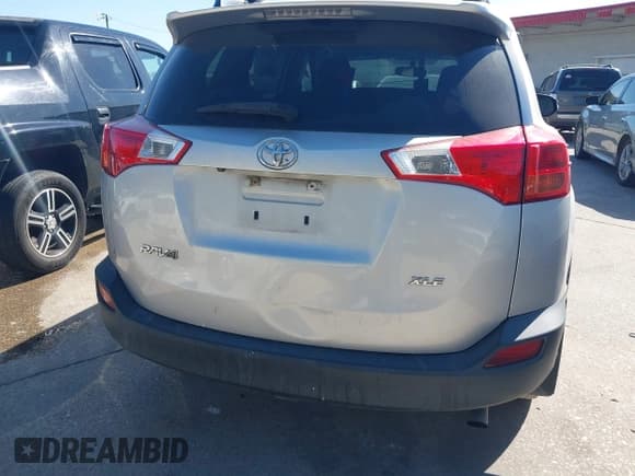 ✅ 2013 Toyota RAV4 XLE • VIN: JTMWFREV9DD001678 • Лот: 43693903. Опубликован ранее на IAAI с пробегом 198 167 миль. Бесплатный доступ к архиву аукционных продаж из США и подробный отчёт об истории автомобиля на DreamBid. Изображение 6.