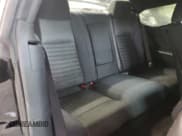 ✅ 2013 Dodge Challenger SXT • VIN: 2C3CDYAG6DH692511 • Lot: 72738364. Wystawiony na Copart z przebiegiem Nie podano. Bezpłatny archiwum sprzedaży aukcyjnych z USA i szczegółowy raport historii pojazdu na DreamBid. Zdjęcie 11.