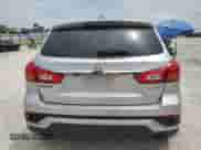 2018 Mitsubishi Outlander SE с VIN JA4AR3AW3JU012307, выставлен на аукционе Copart как лот 63191565 с пробегом 81 337 миль миль и Списание • Salvage title. История ставок и продаж доступна на DreamBid. Изображение 6.