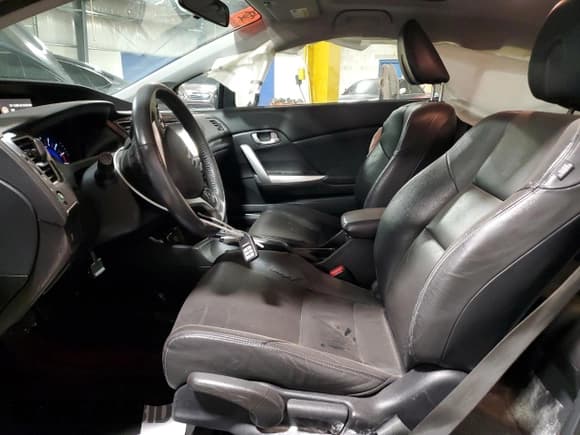 ✅ 2014 Honda Civic EX-L • VIN: 2HGFG3B02EH507457 • Лот: 87066045. Опубликован ранее на Copart с пробегом 117 209 миль. Бесплатный доступ к архиву аукционных продаж из США и подробный отчёт об истории автомобиля на DreamBid. Изображение 7.