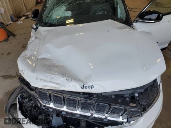 2022 Jeep Grand Cherokee Limited z VIN 1C4RJHBG9N8533812, wystawiony jako Copart lot #66925985 z przebiegiem 32 688 mil mil oraz Nie do naprawy • Non repairable. Historia ofert i sprzedaży dostępna na DreamBid. Obrazek 12.