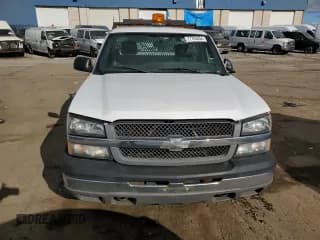 ✅ 2005 Chevrolet Silverado 1500 Work Truck • VIN: 1GCEC14X85Z143470 • Лот: 77782054. Опубликован ранее на Copart с пробегом 137 964 миль. Бесплатный доступ к архиву аукционных продаж из США и подробный отчёт об истории автомобиля на DreamBid. Изображение 5.