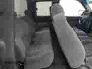 2004 Chevrolet Silverado 1500 z VIN 1GCEK19T14Z145388, wystawiony jako Copart lot #44710815 z przebiegiem 204 466 mil mil oraz Czysty tytuł • Clean title. Historia ofert i sprzedaży dostępna na DreamBid. Obrazek 10.