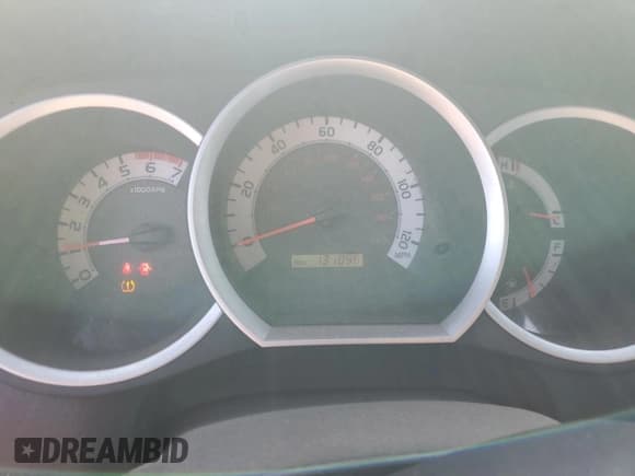 ✅ 2013 Toyota Tacoma PreRunner • VIN: 3TMJU4GN1DM143219 • Lot: 57492905. Listed on Copart with 131,898 mi. Free auction sales archive from the USA and detailed vehicle history report at DreamBid. Image 9.