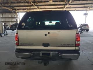 ✅ 2000 Chevrolet Suburban LS • VIN: 3GNEC16TXYG182180 • Lot: 78740614. Wystawiony na Copart z przebiegiem 280 894 mil. Bezpłatny archiwum sprzedaży aukcyjnych z USA i szczegółowy raport historii pojazdu na DreamBid. Zdjęcie 6.