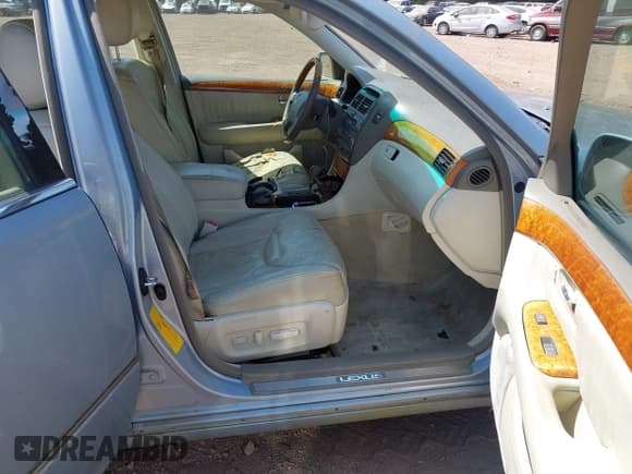 ✅ 2002 Lexus LS 430 • VIN: JTHBN30F120064436 • Лот: 43179346. Опубликован ранее на IAAI с пробегом 178 050 миль. Бесплатный доступ к архиву аукционных продаж из США и подробный отчёт об истории автомобиля на DreamBid. Изображение 5.