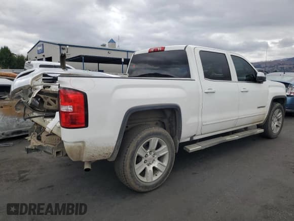 ✅ 2017 GMC Sierra 1500 SLE • VIN: 3GTP1MEC1HG166878 • Лот: 81921255. Опубликован ранее на Copart с пробегом 197 277 миль. Бесплатный доступ к архиву аукционных продаж из США и подробный отчёт об истории автомобиля на DreamBid. Изображение 3.