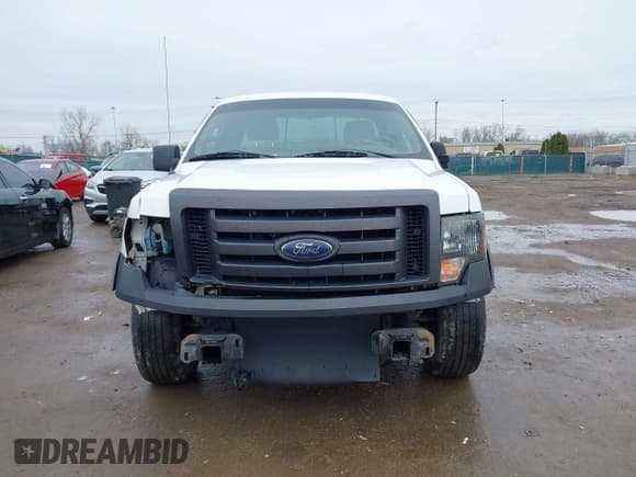 ✅ 2012 Ford F-150 XL • VIN: 1FTMF1CM4CKE25654 • Лот: 41961898. Опубликован ранее на IAAI с пробегом 288 253 миль. Бесплатный доступ к архиву аукционных продаж из США и подробный отчёт об истории автомобиля на DreamBid. Изображение 13.