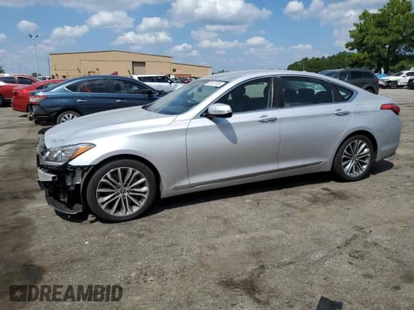 2015 Hyundai Genesis 3.8L z VIN KMHGN4JE7FU070576, wystawiony jako Copart lot #69172124 z przebiegiem 176 834 mil mil oraz Szkoda całkowita • Salvage title. Historia ofert i sprzedaży dostępna na DreamBid. Obrazek 1.