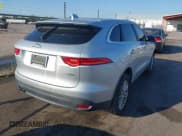 ✅ 2017 Jaguar F-Pace 20d Prestige • VIN: SADCK2BN5HA095189 • Lot: 43288443. Wystawiony na IAAI z przebiegiem 92 875 mil. Bezpłatny archiwum sprzedaży aukcyjnych z USA i szczegółowy raport historii pojazdu na DreamBid. Zdjęcie 4.