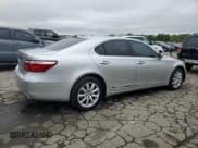 ✅ 2009 Lexus LS 460 • VIN: JTHBL46F995089391 • Lot: 52009405. Listed on Copart with 136,486 mi. Free auction sales archive from the USA and detailed vehicle history report at DreamBid. Image 3.