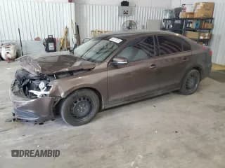 ✅ 2011 Volkswagen Jetta SE • VIN: 3VWBX7AJ1BM109049 • Lot: 55111575. Listed on Copart with 237,510 mi. Free auction sales archive from the USA and detailed vehicle history report at DreamBid. Image 1.