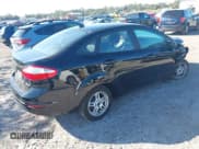 ✅ 2019 Ford Fiesta SE • VIN: 3FADP4BJXKM158961 • Lot: 43691610. Wystawiony na IAAI z przebiegiem 65 679 mil. Bezpłatny archiwum sprzedaży aukcyjnych z USA i szczegółowy raport historii pojazdu na DreamBid. Zdjęcie 4.