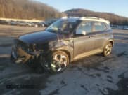 ✅ 2021 Hyundai Venue Denim • VIN: KMHRC8A30MU120607 • Lot: 86898884. Listed on Copart with 28,681 mi. Free auction sales archive from the USA and detailed vehicle history report at DreamBid. Image 1.