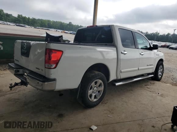 ✅ 2011 Nissan Titan SL • VIN: 1N6BA0ED7BN325135 • Lot: 56690965. Listed on Copart with 137,627 mi. Free auction sales archive from the USA and detailed vehicle history report at DreamBid. Image 3.