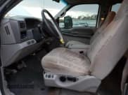 ✅ 2000 Ford F-450 XL • VIN: 1FDXW46FXYEB20074 • Лот: 91498545. Опубликован ранее на Copart с пробегом 222 161 миль. Бесплатный доступ к архиву аукционных продаж из США и подробный отчёт об истории автомобиля на DreamBid. Изображение 7.