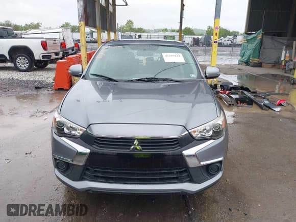 ✅ 2016 Mitsubishi Outlander ES • VIN: JA4AR3AW9GZ046117 • Лот: 42295842. Опубликован ранее на IAAI с пробегом 130 199 миль. Бесплатный доступ к архиву аукционных продаж из США и подробный отчёт об истории автомобиля на DreamBid. Изображение 13.