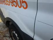 ✅ 2016 Ford Transit Cargo • VIN: 1FTYE1YM6GKB19154 • Lot: 43929990. Wystawiony na IAAI z przebiegiem 345 851 mil. Bezpłatny archiwum sprzedaży aukcyjnych z USA i szczegółowy raport historii pojazdu na DreamBid. Zdjęcie 20.