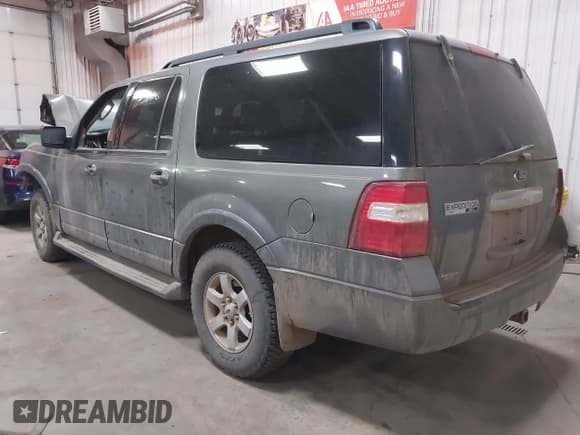✅ 2010 Ford Expedition Max SSV • VIN: 1FMJK1G51AEB20993 • Лот: 41893454. Опубликован ранее на IAAI с пробегом 218 590 миль. Бесплатный доступ к архиву аукционных продаж из США и подробный отчёт об истории автомобиля на DreamBid. Изображение 3.