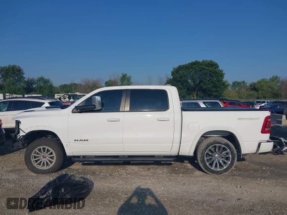 ✅ 2020 Ram 1500 Laramie • VIN: 1C6SRFJT2LN380614 • Lot: 42948179. Listed on IAAI with 78,979 mi. Free auction sales archive from the USA and detailed vehicle history report at DreamBid. Image 15.