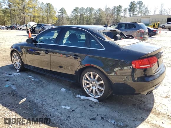 ✅ 2012 Audi A4 Premium Plus • VIN: WAUHFAFL6CA119319 • Lot: 45945885. Wystawiony na Copart z przebiegiem 70 087 mil. Bezpłatny archiwum sprzedaży aukcyjnych z USA i szczegółowy raport historii pojazdu na DreamBid. Zdjęcie 2.