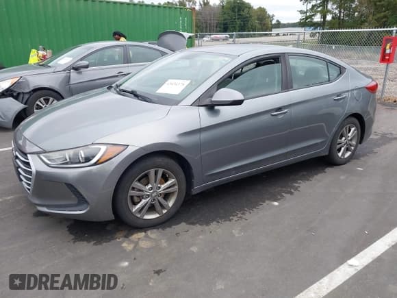 ✅ 2017 Hyundai Elantra Limited • VIN: KMHD84LF8HU207205 • Лот: 43434375. Опубликован ранее на IAAI с пробегом 92 562 миль. Бесплатный доступ к архиву аукционных продаж из США и подробный отчёт об истории автомобиля на DreamBid. Изображение 19.