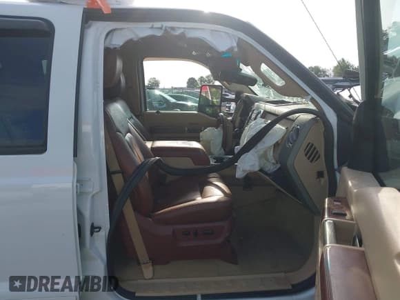 ✅ 2011 Ford F-250 XL • VIN: 1FT7W2BT0BEB02968 • Лот: 42959972. Опубликован ранее на IAAI с пробегом 91 689 миль. Бесплатный доступ к архиву аукционных продаж из США и подробный отчёт об истории автомобиля на DreamBid. Изображение 5.