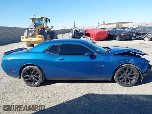 ✅ 2020 Dodge Challenger SXT • VIN: 2C3CDZAG6LH173799 • Lot: 43418277. Wystawiony na IAAI z przebiegiem 76 833 mil. Bezpłatny archiwum sprzedaży aukcyjnych z USA i szczegółowy raport historii pojazdu na DreamBid. Zdjęcie 14.