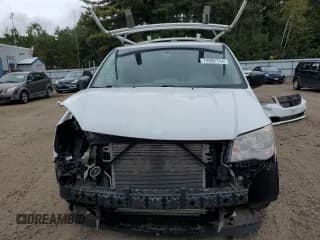 ✅ 2014 Ram Cargo Van Tradesman • VIN: 2C4JRGAG0ER322102 • Lot: 72892174. Wystawiony na Copart z przebiegiem 191 502 mil. Bezpłatny archiwum sprzedaży aukcyjnych z USA i szczegółowy raport historii pojazdu na DreamBid. Zdjęcie 5.