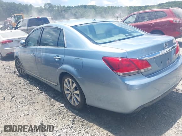 ✅ 2011 Toyota Avalon • VIN: 4T1BK3DB2BU392311 • Lot: 42843951. Listed on IAAI with 195,834 mi. Free auction sales archive from the USA and detailed vehicle history report at DreamBid. Image 3.