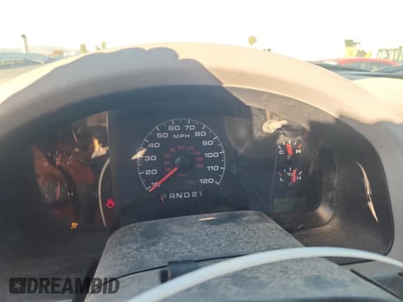 ✅ 2006 Ford F-150 XL • VIN: 1FTRF12286KD31089 • Лот: 90344875. Опубликован ранее на Copart с пробегом 56 044 миль. Бесплатный доступ к архиву аукционных продаж из США и подробный отчёт об истории автомобиля на DreamBid. Изображение 9.