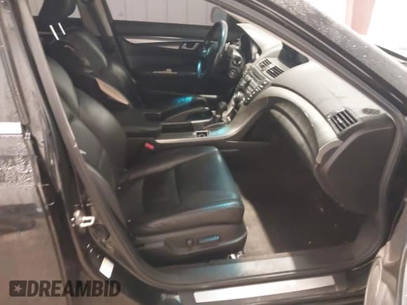 ✅ 2009 Acura TL • VIN: 19UUA862X9A016138 • Lot: 41447447. Listed on IAAI with 153,368 mi. Free auction sales archive from the USA and detailed vehicle history report at DreamBid. Image 5.