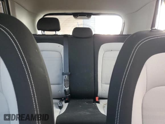 ✅ 2020 Hyundai Venue SEL • VIN: KMHRC8A31LU038724 • Lot: 42603185. Wystawiony na Copart z przebiegiem 124 385 mil. Bezpłatny archiwum sprzedaży aukcyjnych z USA i szczegółowy raport historii pojazdu na DreamBid. Zdjęcie 10.