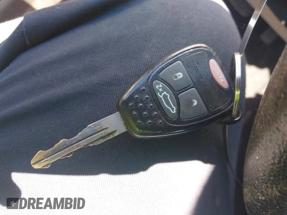 ✅ 2013 Dodge Avenger SE • VIN: 1C3CDZAB3DN664781 • Лот: 43456987. Опубликован ранее на IAAI с пробегом 135 579 миль. Бесплатный доступ к архиву аукционных продаж из США и подробный отчёт об истории автомобиля на DreamBid. Изображение 11.