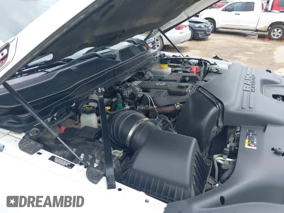 ✅ 2019 Ram 2500 Big Horn • VIN: 3C6UR5DL7KG587151 • Лот: 42086628. Опубликован ранее на IAAI с пробегом 137 868 миль. Бесплатный доступ к архиву аукционных продаж из США и подробный отчёт об истории автомобиля на DreamBid. Изображение 18.