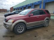 ✅ 2003 Kia Sorento LX • VIN: KNDJD733735114785 • Лот: 46847715. Опубликован ранее на Copart с пробегом 188 449 миль. Бесплатный доступ к архиву аукционных продаж из США и подробный отчёт об истории автомобиля на DreamBid. Изображение 1.
