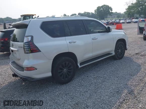 ✅ 2023 Lexus GX 460 Luxury • VIN: JTJGM7BX2P5361715 • Лот: 42395011. Опубликован ранее на IAAI с пробегом 25 629 миль. Бесплатный доступ к архиву аукционных продаж из США и подробный отчёт об истории автомобиля на DreamBid. Изображение 4.